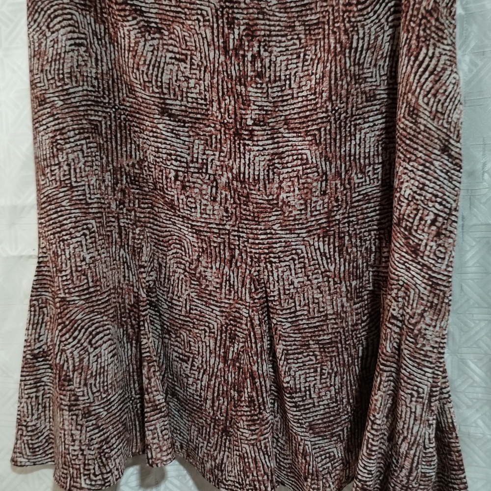 Liz Claiborne Brown and Cream Patterned A-Line Skirt Womanly Shaper.